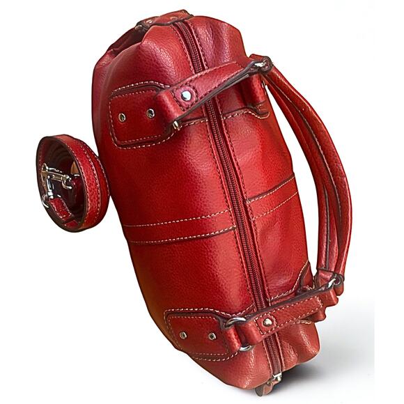 Relic Red Leather Satchel Handbag with Adjustable Shoulder Strap - Picture 2 of 8